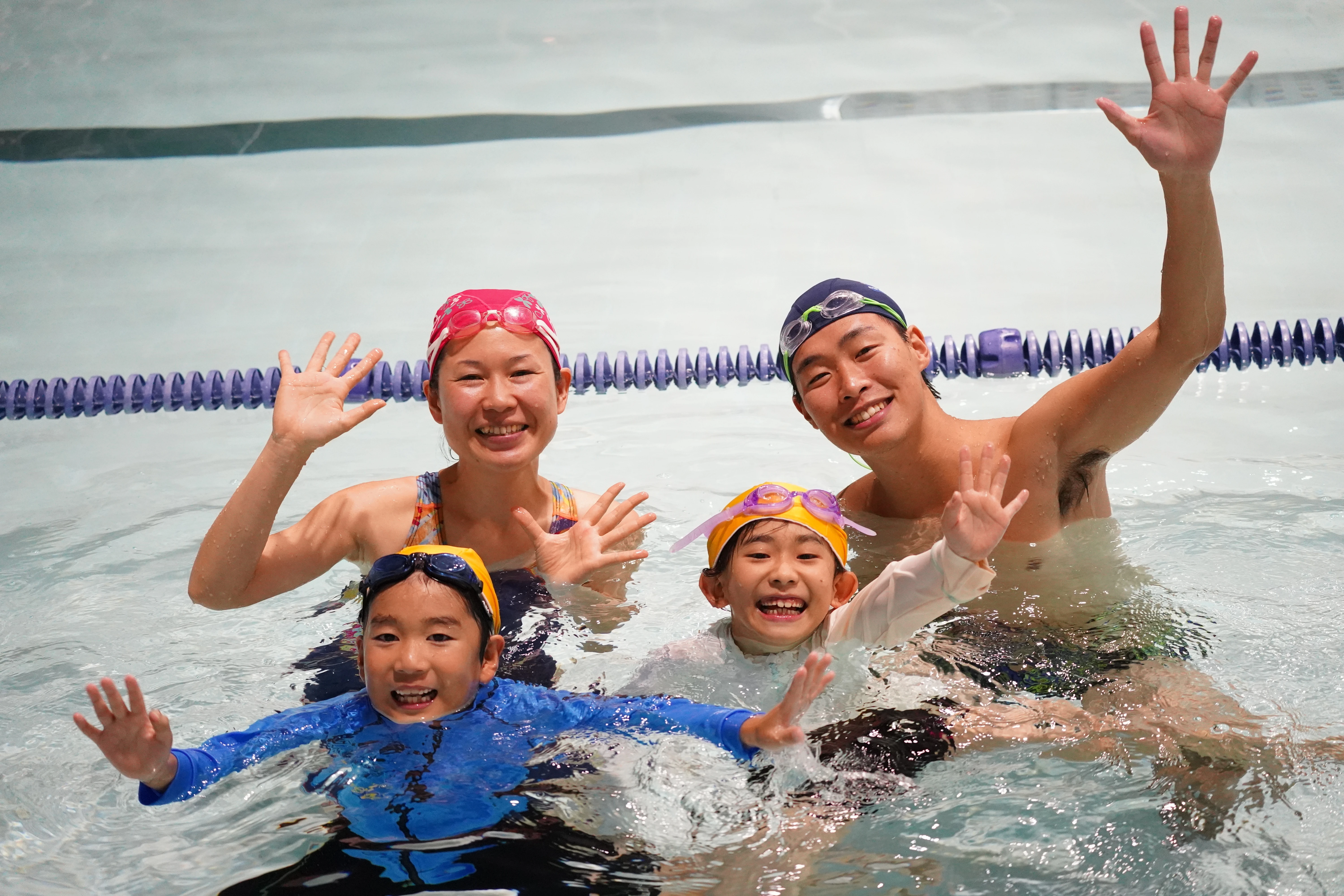 水泳　男性　女性　男の子　女の子
